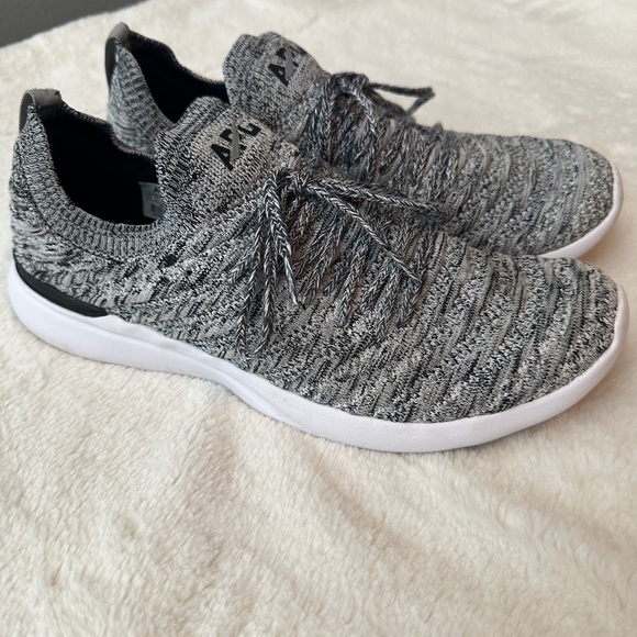 APL heathered gray techloom wave shoes - Picture 3 of 8